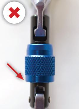 screwgatelocksleevebad